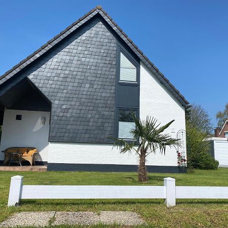 Traumhaftes Geraeumiges Ferienhaus In Meernaehe Брёйниссе Экстерьер фото
